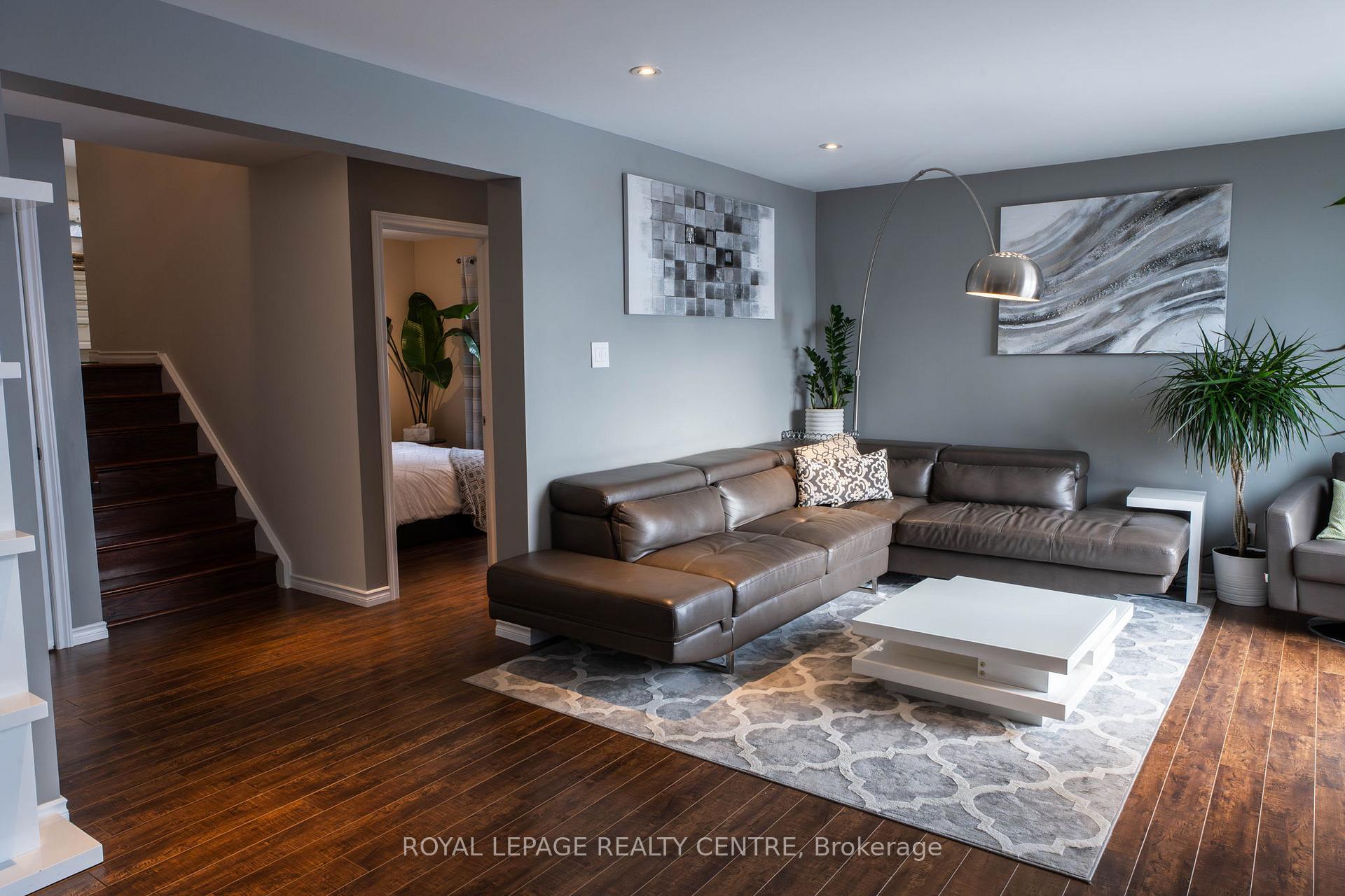 Photo 20 of 110 Simmons Boulevard, Brampton, Madoc — HOMEH