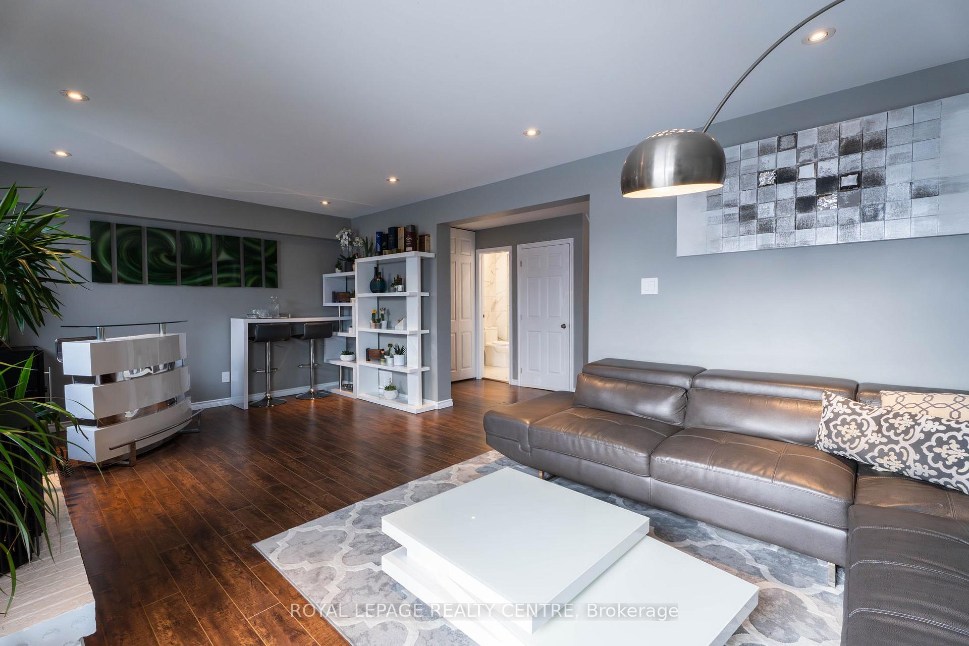 Photo 22 of 110 Simmons Boulevard, Brampton, Madoc — HOMEH