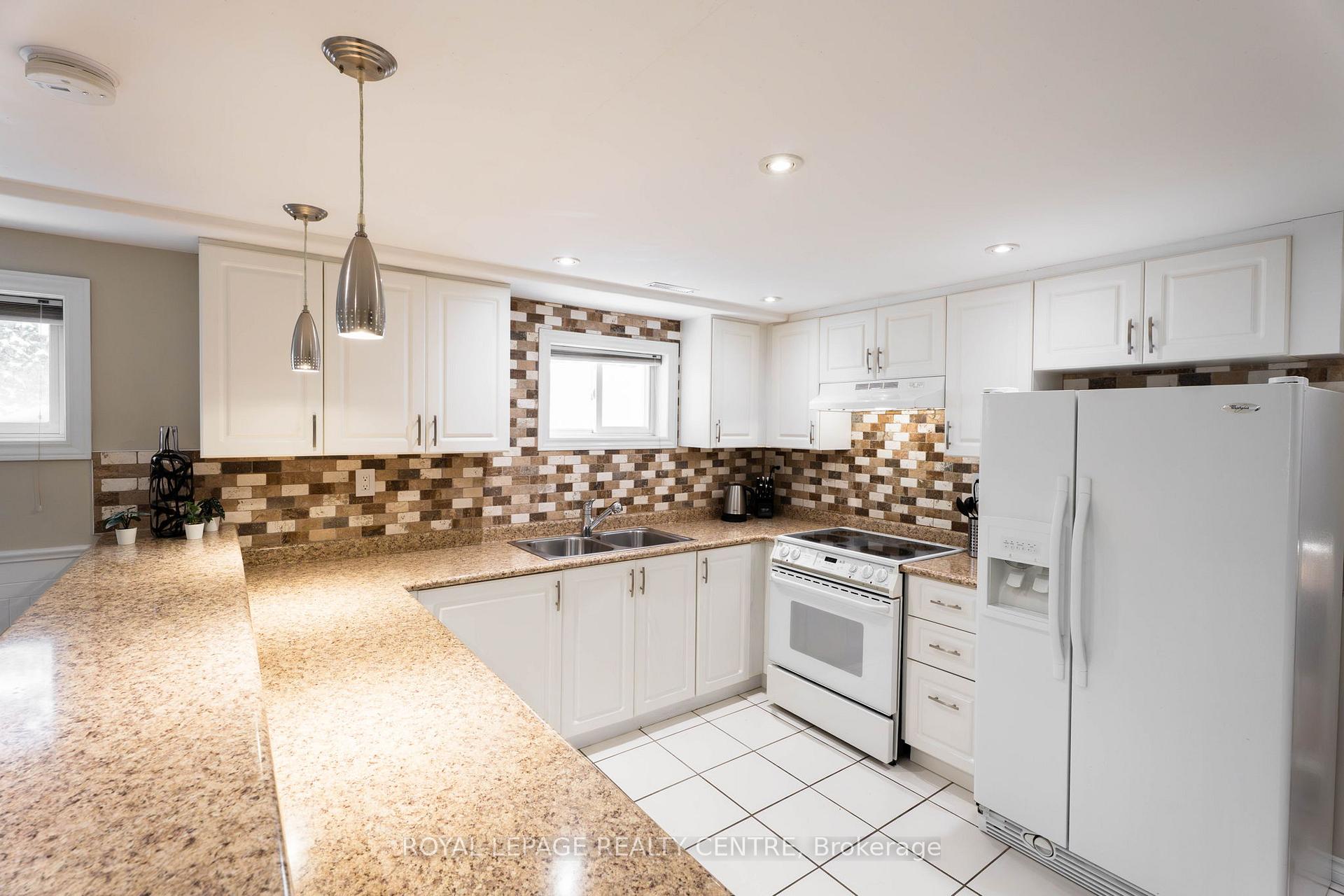 Photo 26 of 110 Simmons Boulevard, Brampton, Madoc — HOMEH