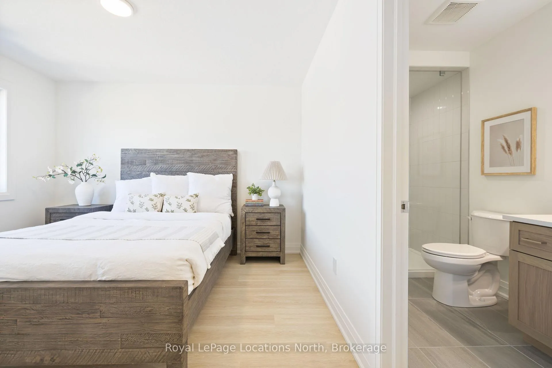 Photo 26 of 30 Swain Crescent, Collingwood — HOMEH