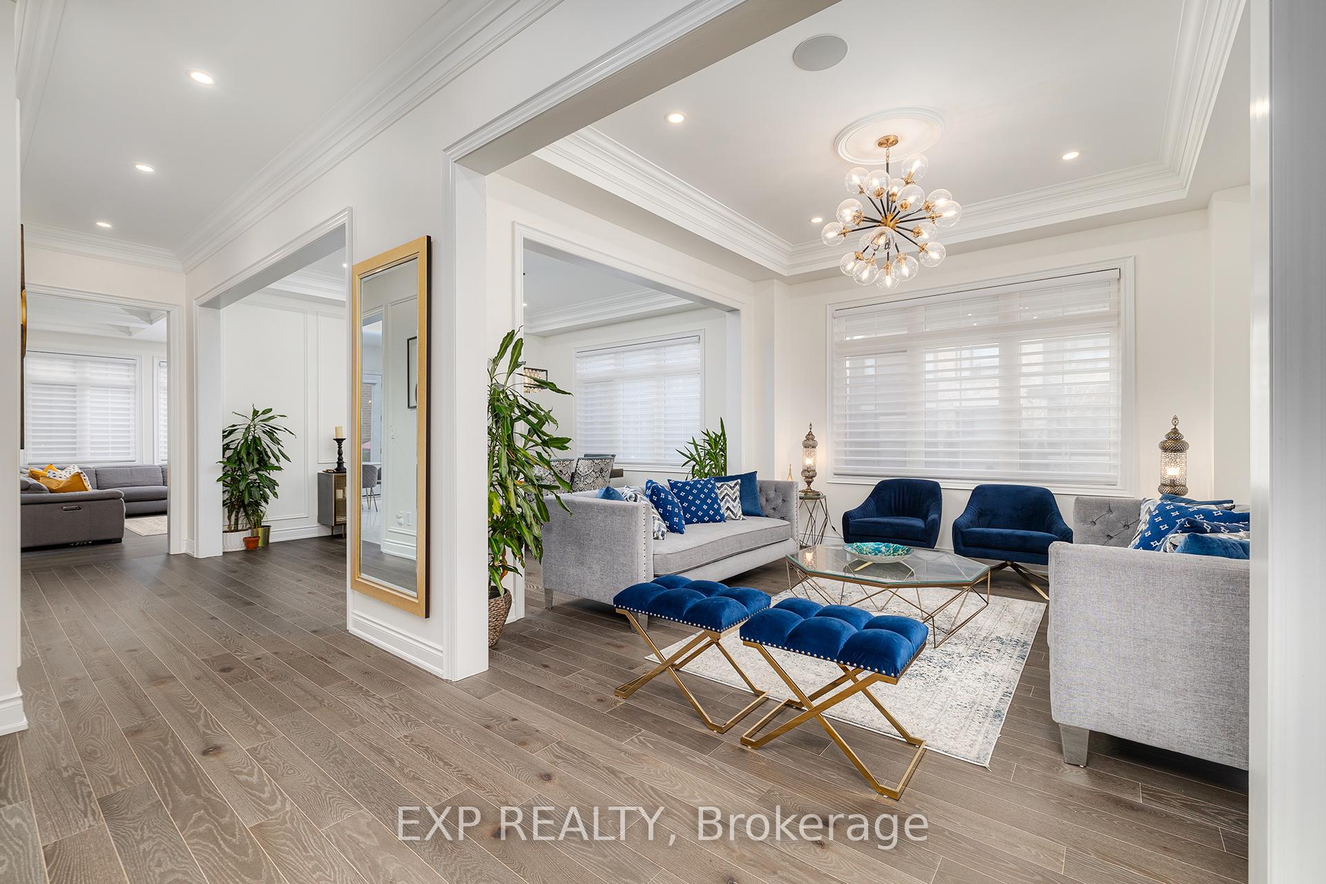 Photo 5 of 19 Gladiolus Street, Brampton, Bram West — HOMEH