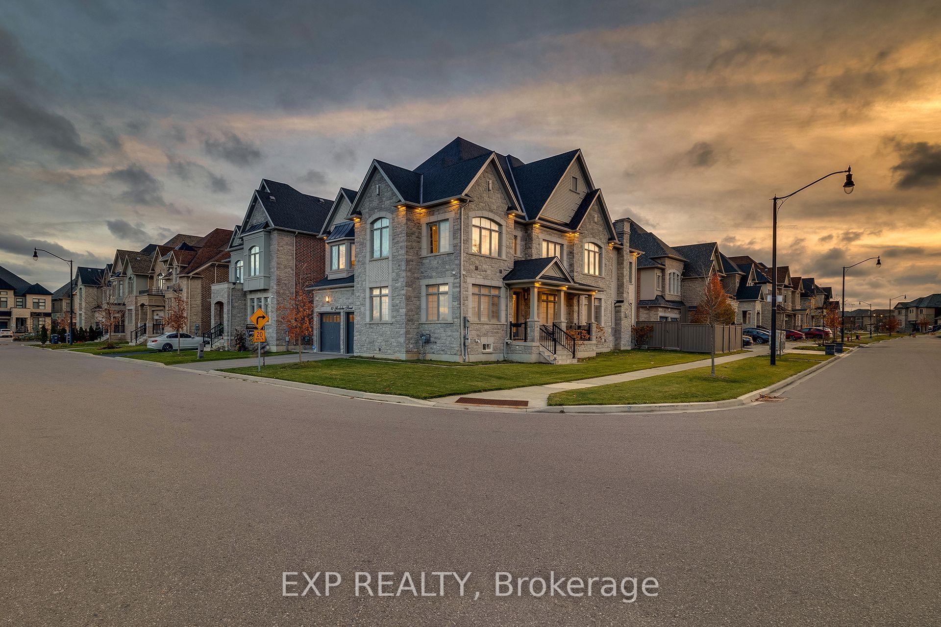 Photo 35 of 19 Gladiolus Street, Brampton, Bram West — HOMEH