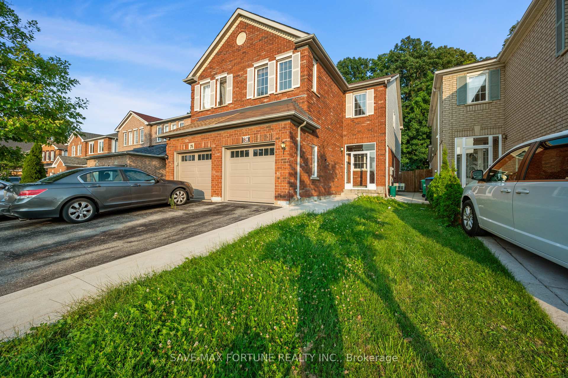 Photo 2 of 80 Bunchberry Way, Brampton, Sandringham-Wellington — HOMEH
