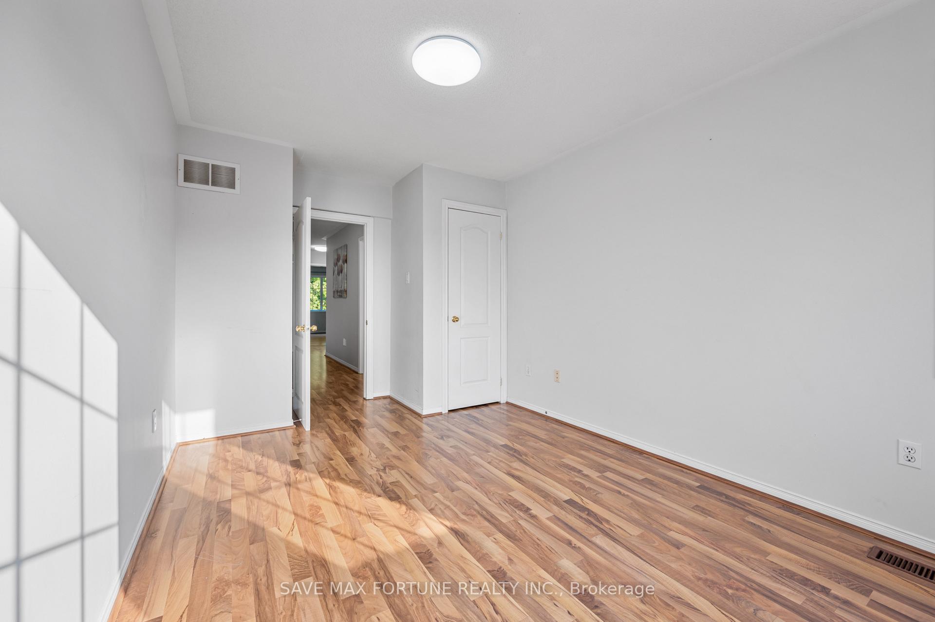 Photo 25 of 80 Bunchberry Way, Brampton, Sandringham-Wellington — HOMEH