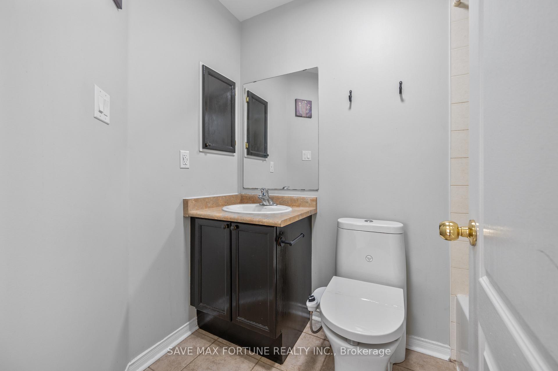 Photo 30 of 80 Bunchberry Way, Brampton, Sandringham-Wellington — HOMEH