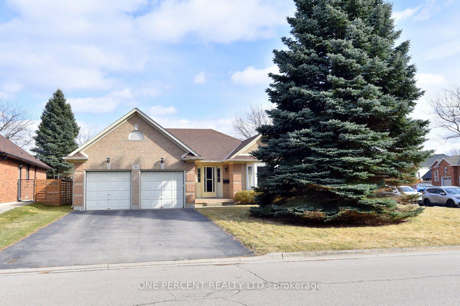 Photo 2 of 55 Steeplechase Drive, Hamilton, Meadowlands — HOMEH