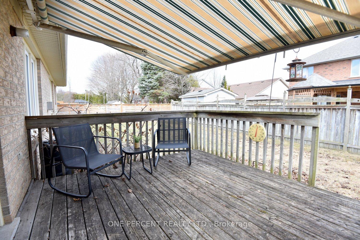 Photo 30 of 55 Steeplechase Drive, Hamilton, Meadowlands — HOMEH