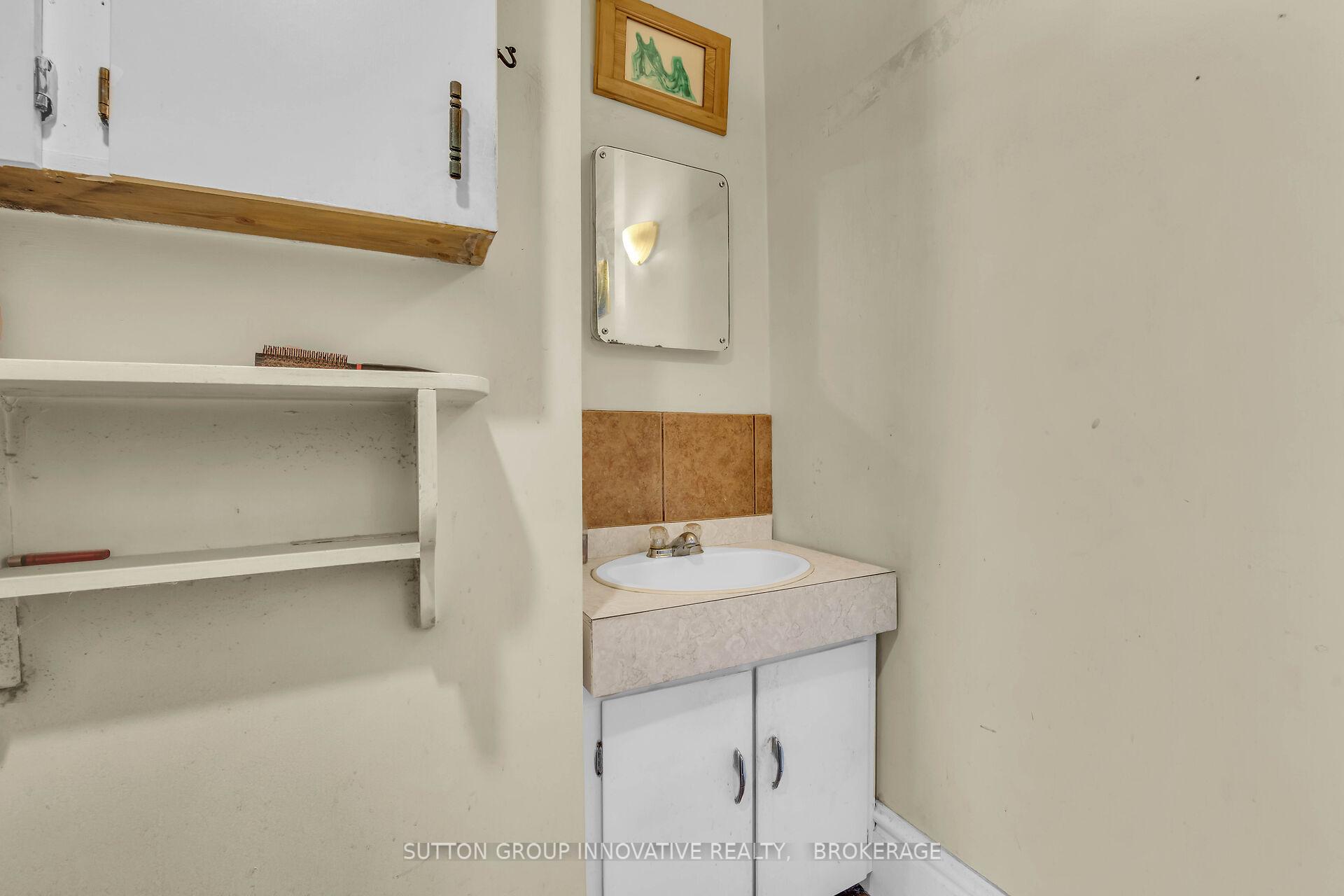 Photo 23 of 441 Barton Street, Hamilton, Stoney Creek — HOMEH