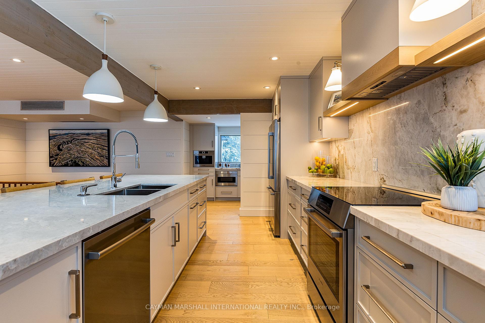 Photo 3 of 36 Oakridge Road N, McDougall — HOMEH