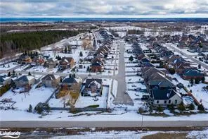Photo 3 of 27 Mair Mills Drive, Collingwood — HOMEH