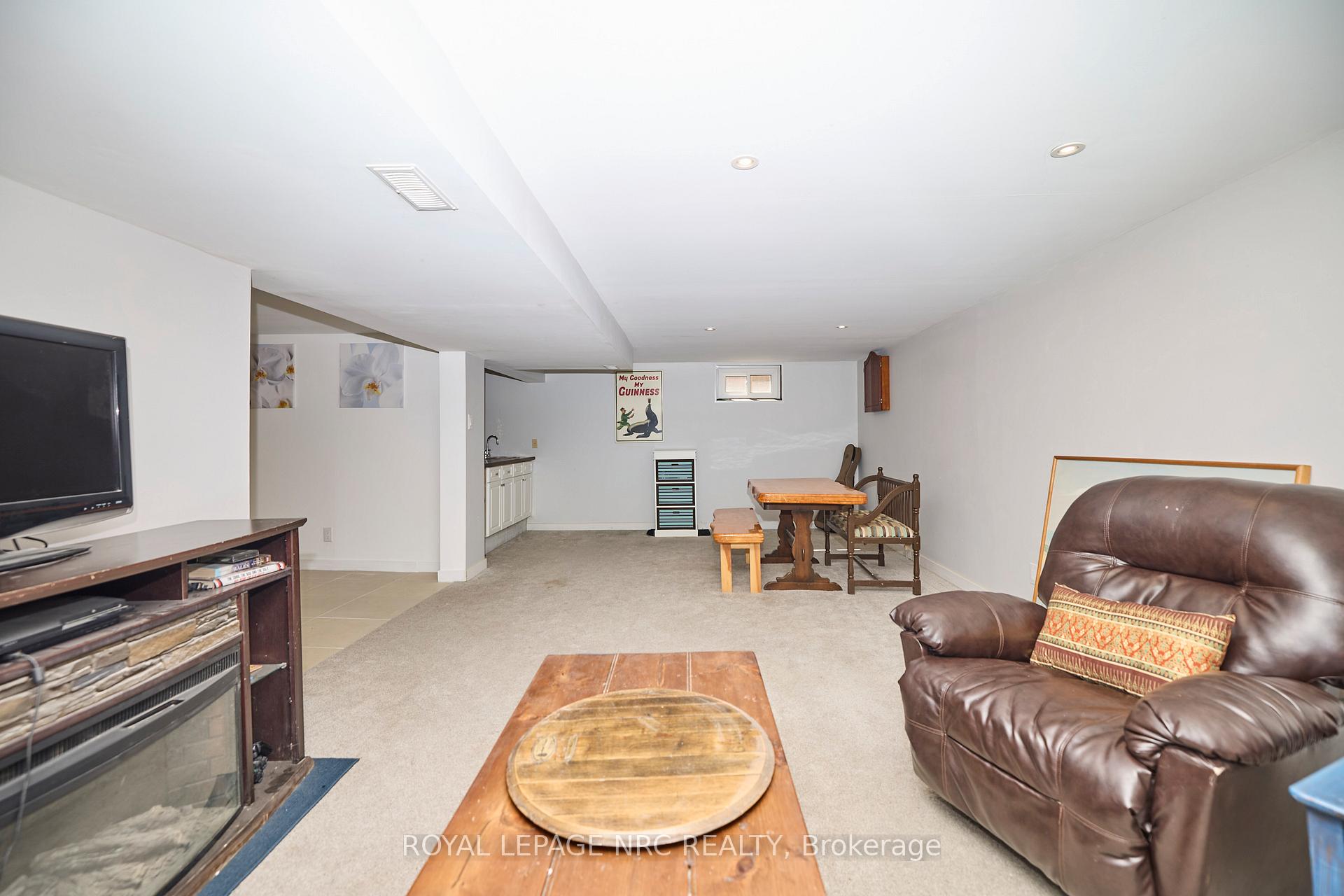 Photo 18 of 12 Corbett Avenue, St. Catharines, Port Dalhousie — HOMEH