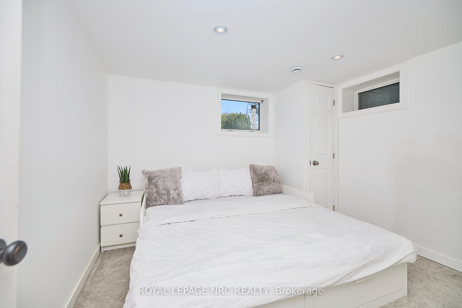Photo 21 of 12 Corbett Avenue, St. Catharines, Port Dalhousie — HOMEH