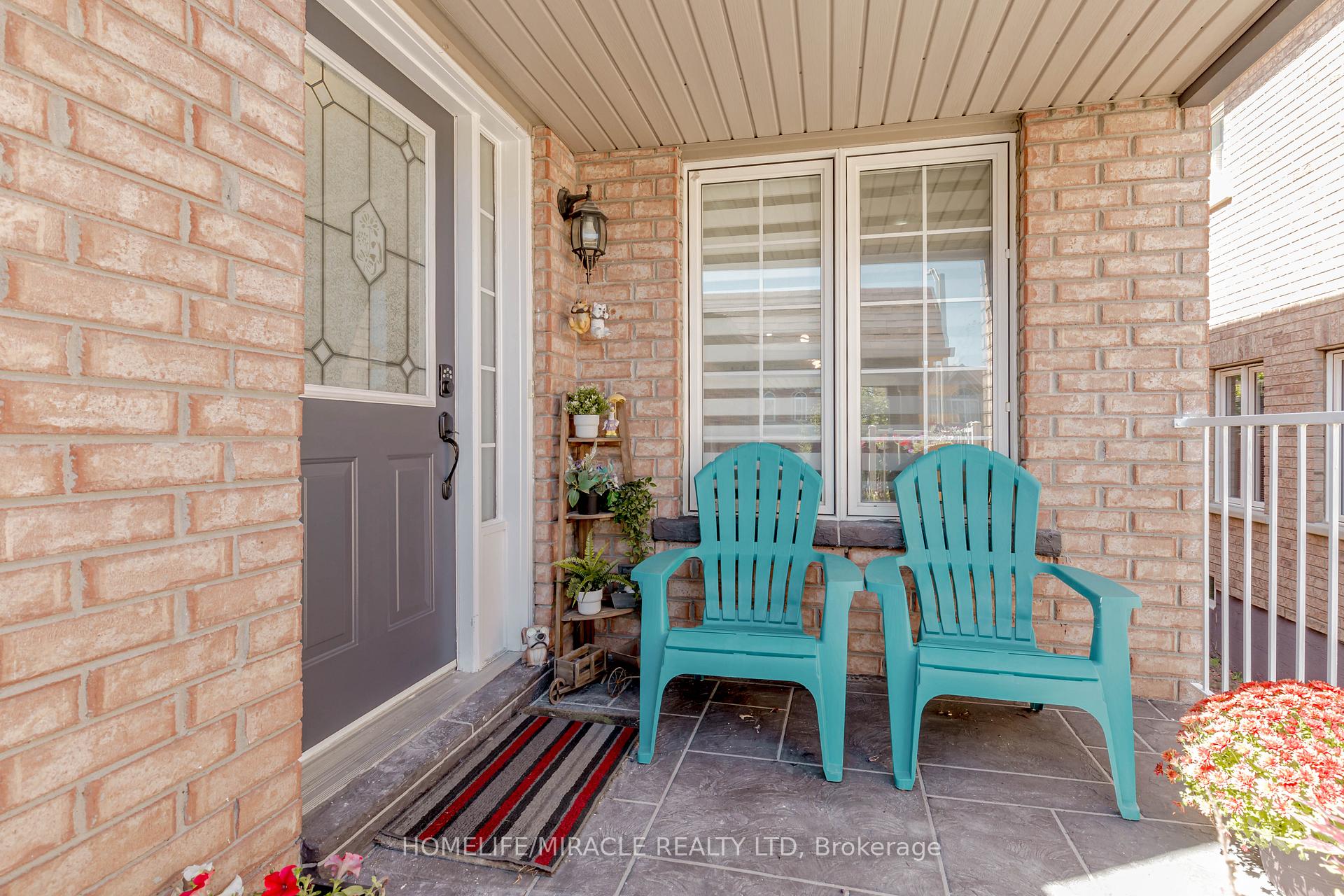 Photo 40 of 56 Summerdale Crescent, Brampton, Fletcher's Meadow — HOMEH