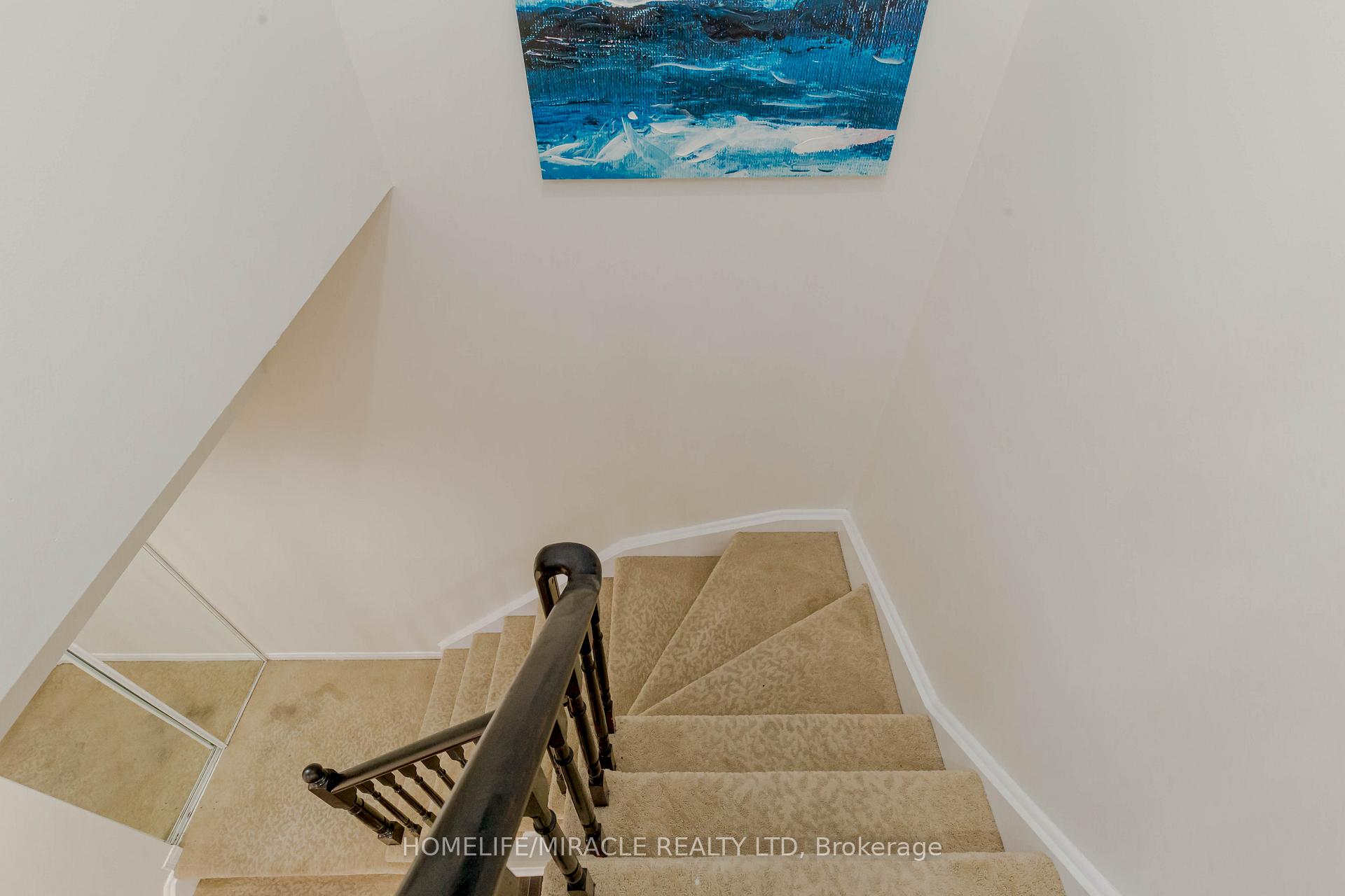 Photo 19 of 56 Summerdale Crescent, Brampton, Fletcher's Meadow — HOMEH