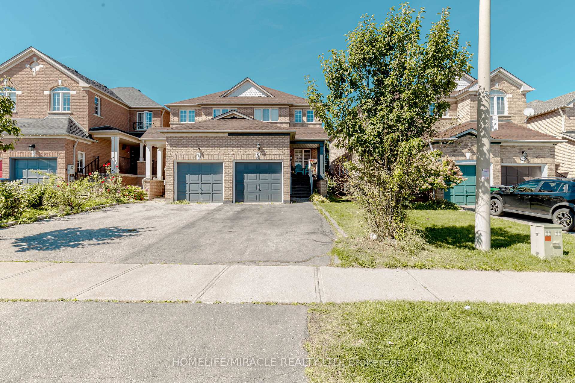 Photo 35 of 56 Summerdale Crescent, Brampton, Fletcher's Meadow — HOMEH