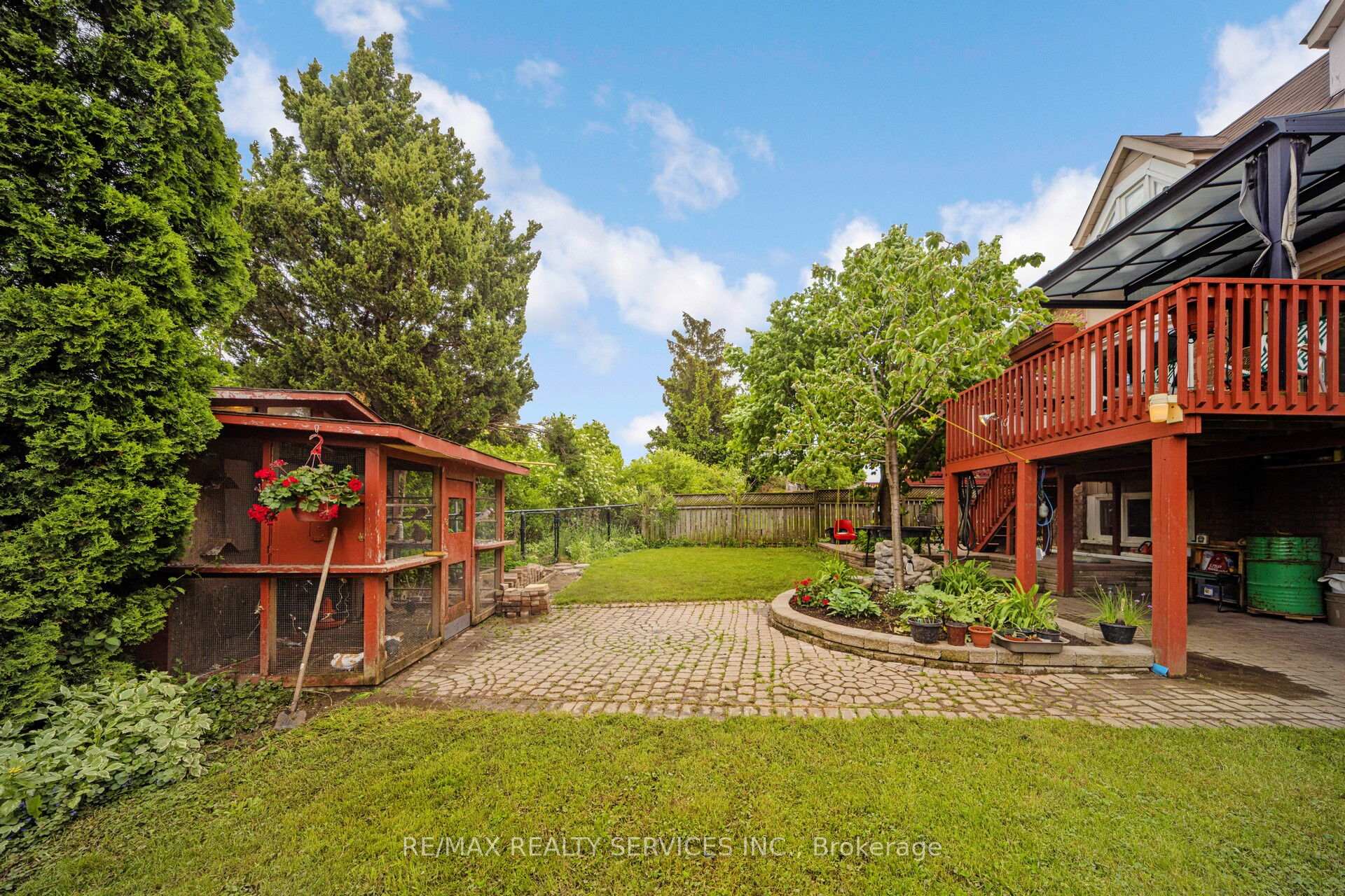 Photo 46 of 5 Lakeridge Drive, Brampton, Westgate — HOMEH