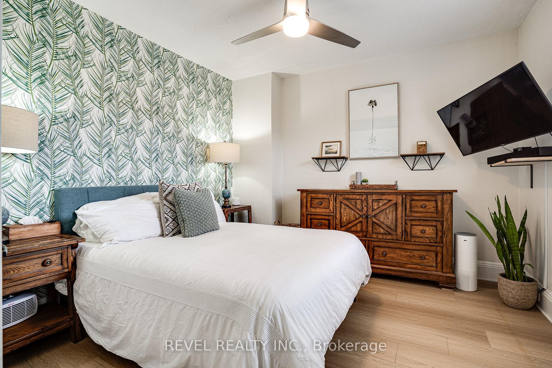 Photo 4 of 44 Steven Street, Hamilton, Landsdale — HOMEH