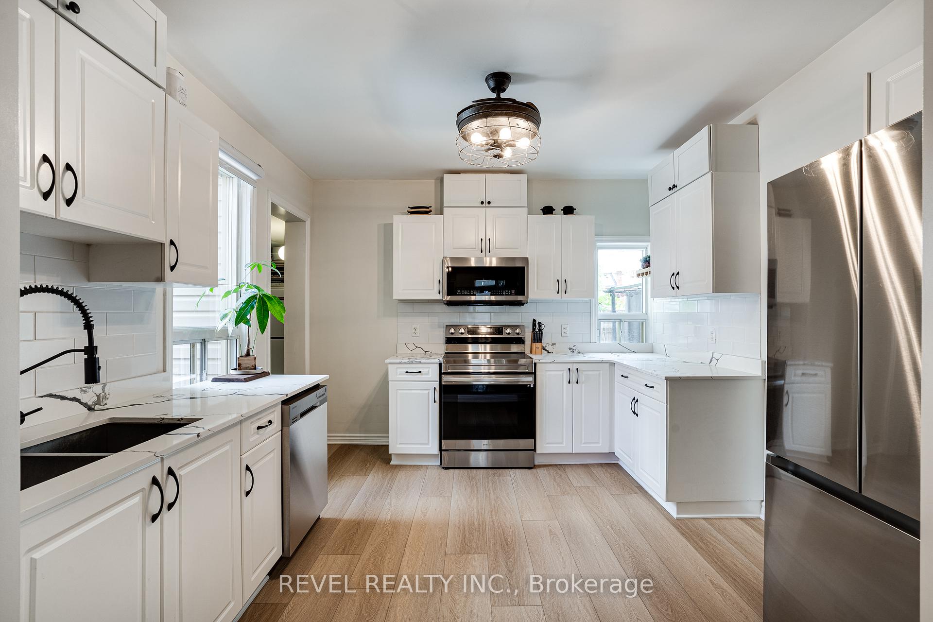 Photo 15 of 44 Steven Street, Hamilton, Landsdale — HOMEH