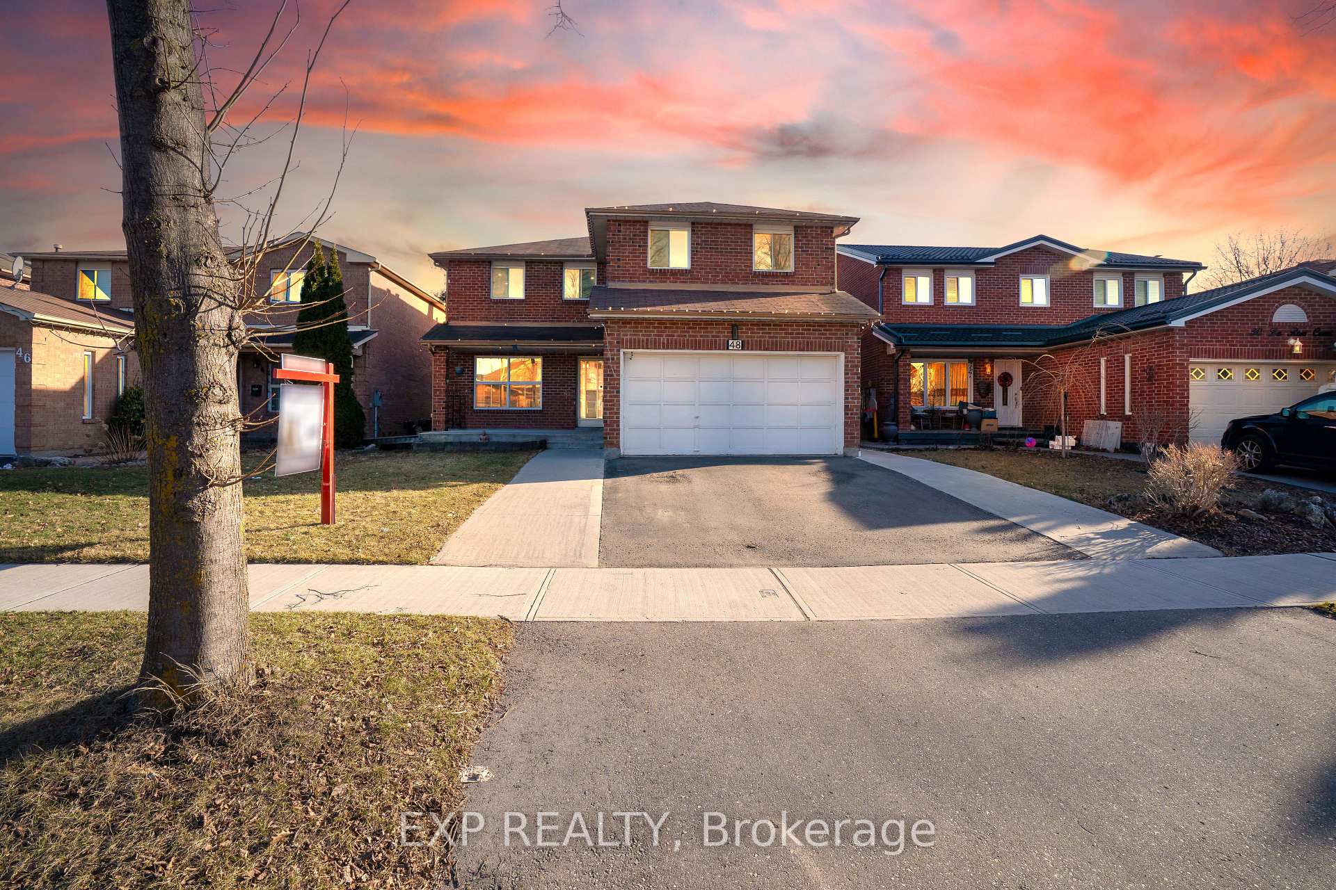 Photo 1 of 48 La Rose Court, Brampton, Heart Lake West — HOMEH