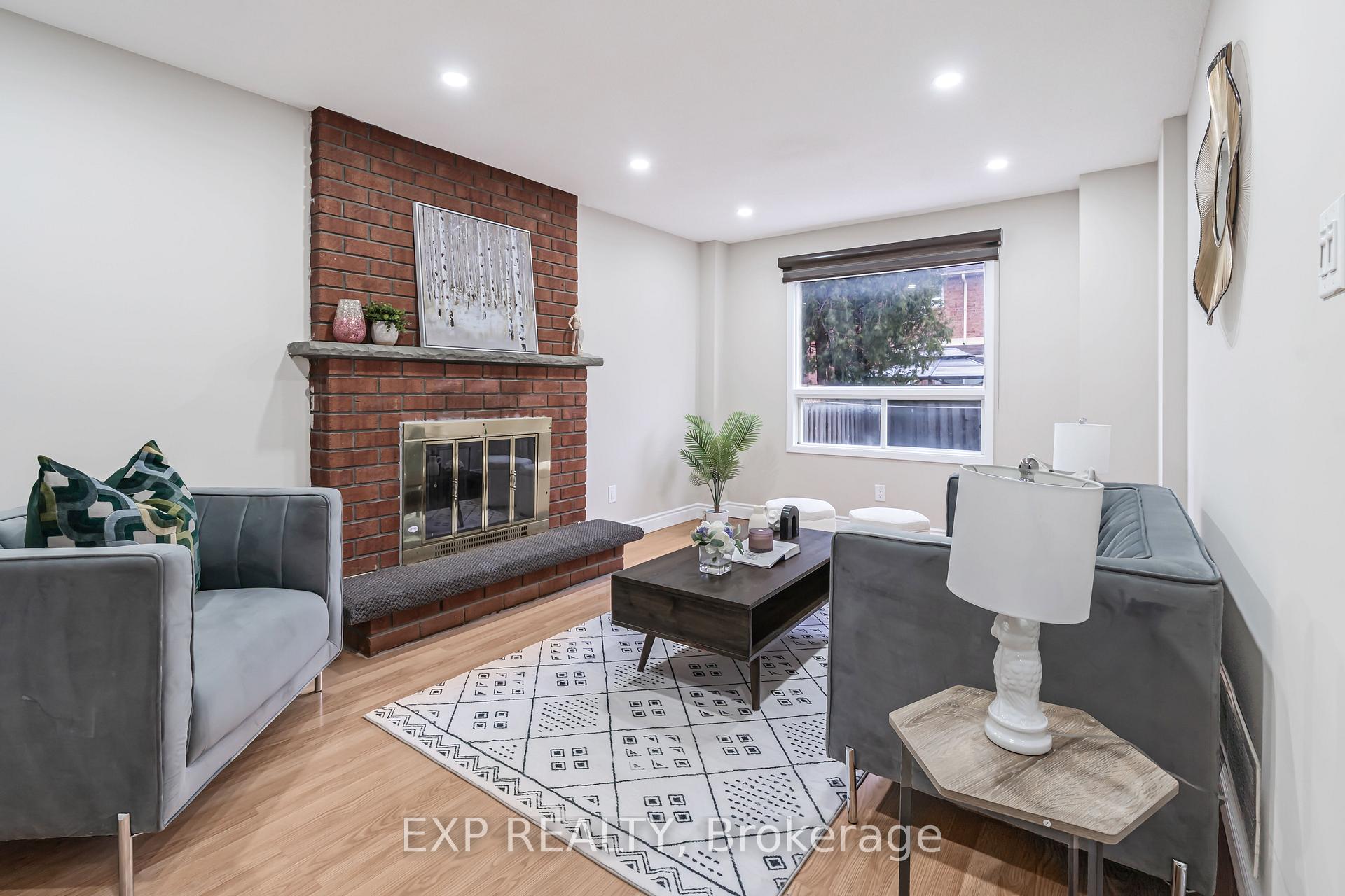 Photo 8 of 48 La Rose Court, Brampton, Heart Lake West — HOMEH