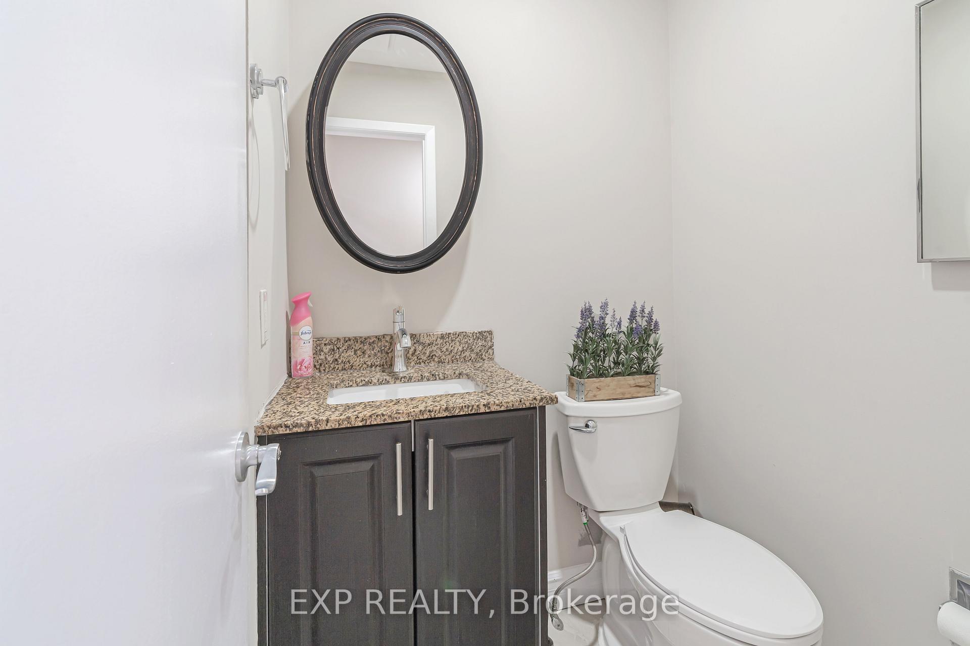 Photo 14 of 48 La Rose Court, Brampton, Heart Lake West — HOMEH