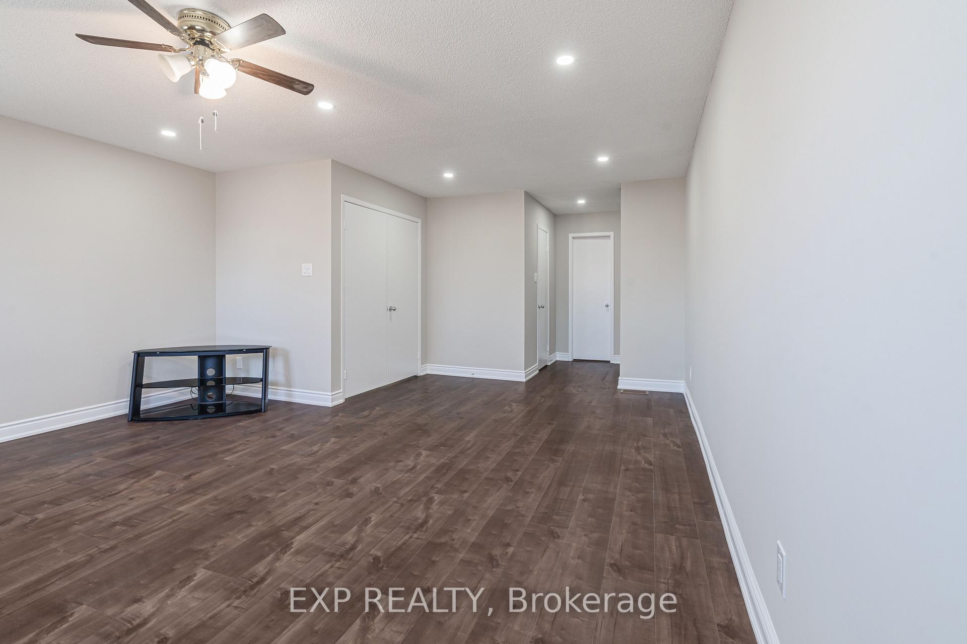 Photo 18 of 48 La Rose Court, Brampton, Heart Lake West — HOMEH