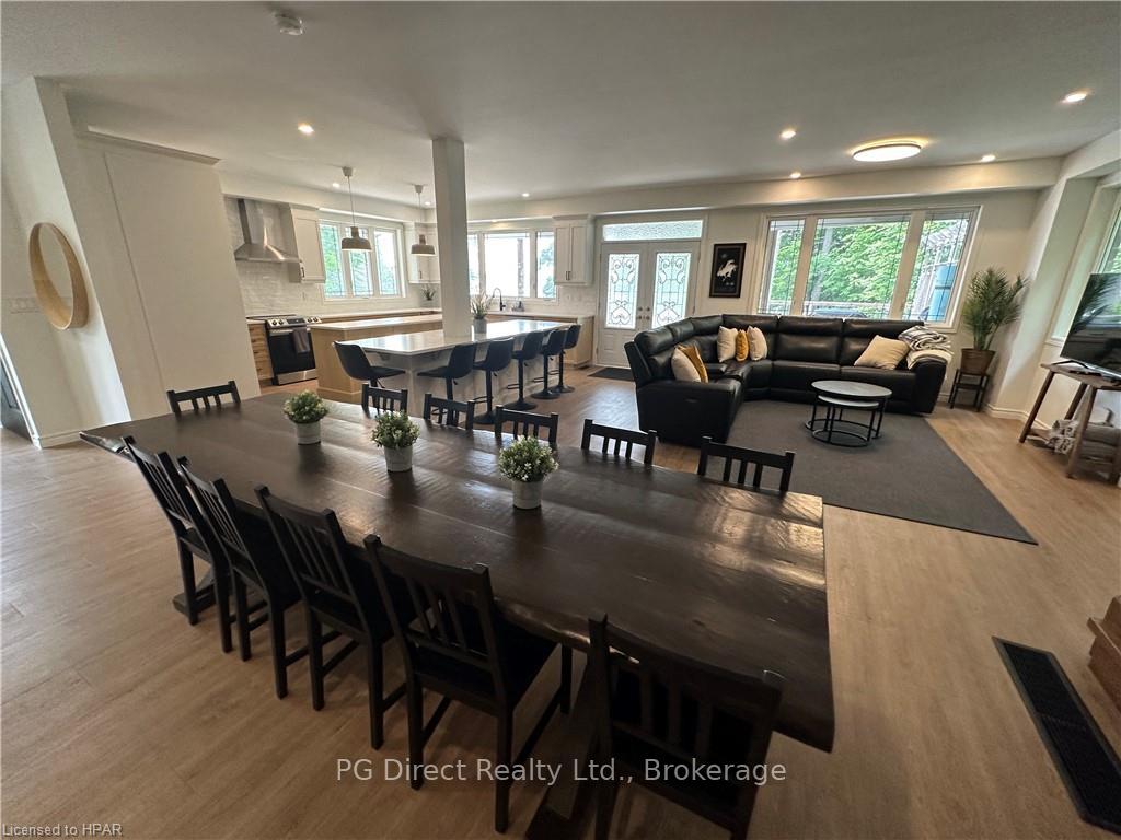 Photo 6 of 92 Fraserwood Road, Magnetawan — HOMEH