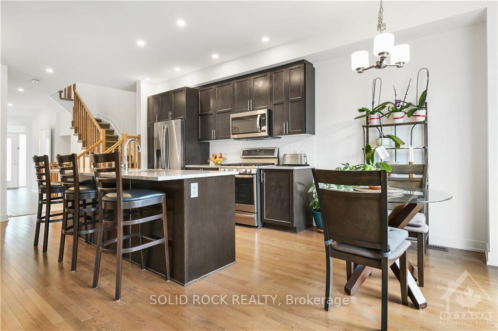 Photo 5 of 852 Clapham Terrace, Ottawa, Stittsville (South) — HOMEH