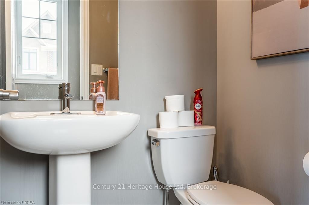 Photo 18 of Unit 157, 1890 Rymal Road E, Hamilton, Rural Glanbrook — HOMEH