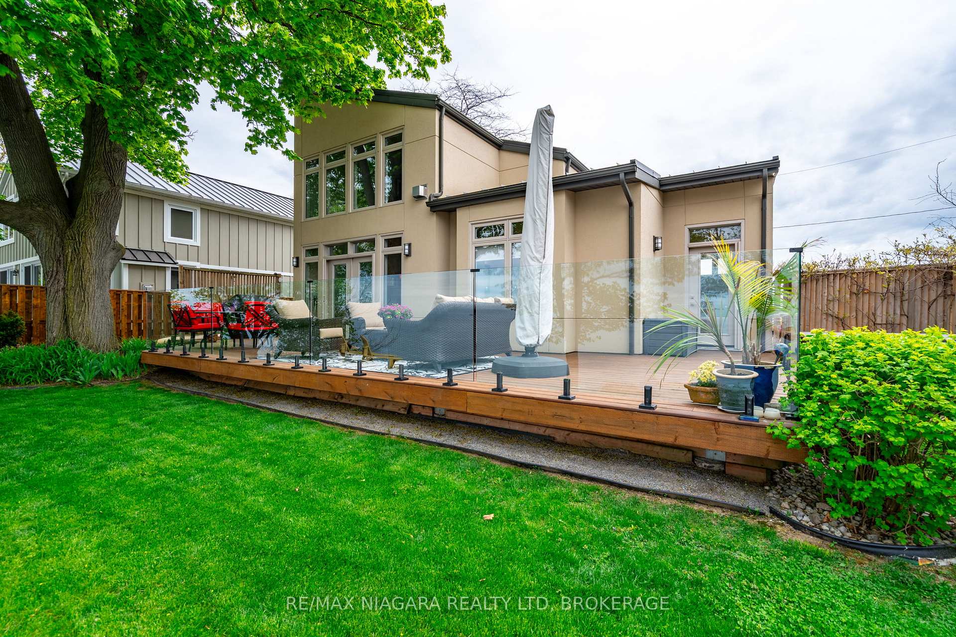 Photo 34 of 1134 Lakeshore Road W, St. Catharines, Rural Port — HOMEH