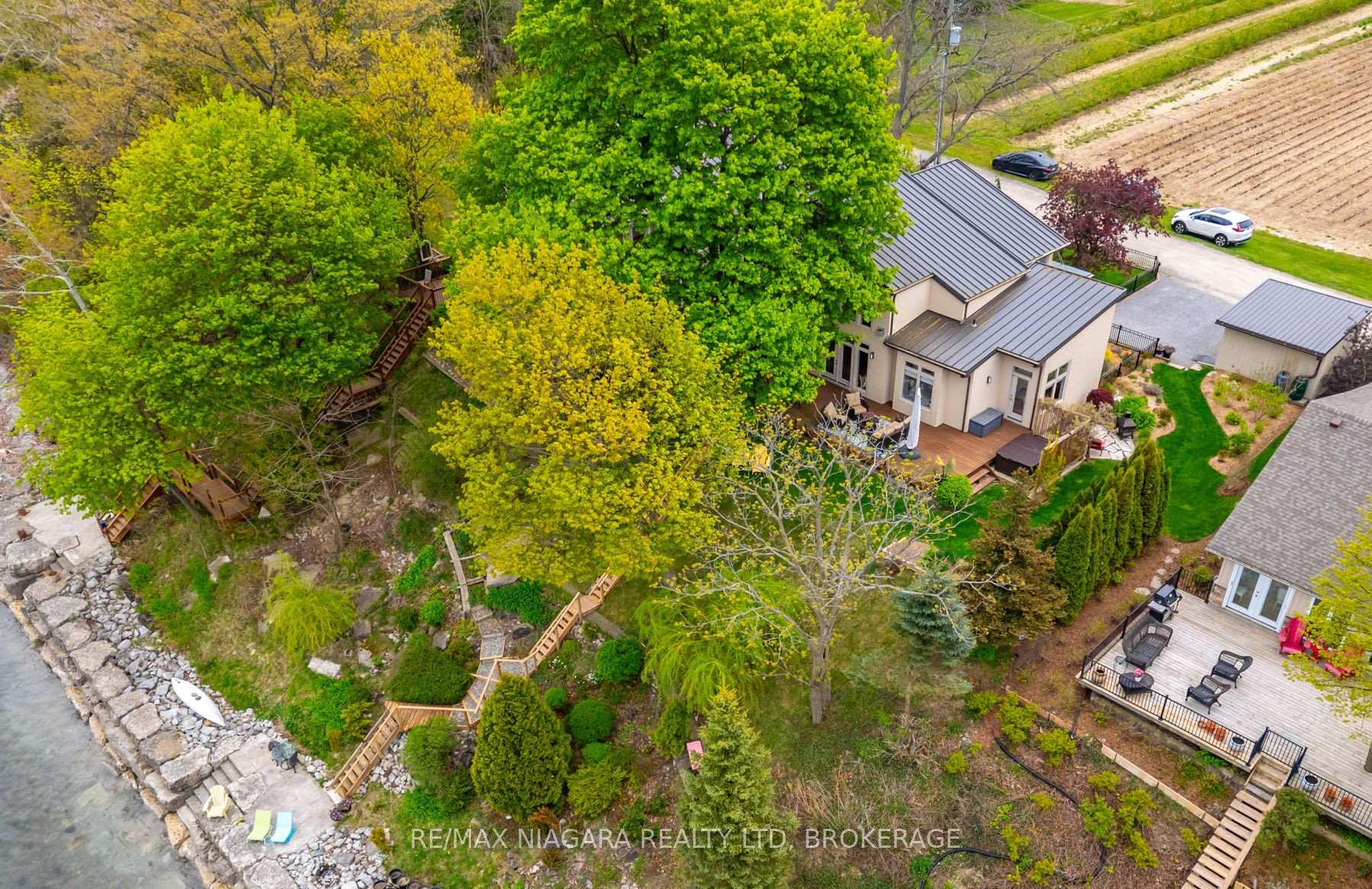 Photo 38 of 1134 Lakeshore Road W, St. Catharines, Rural Port — HOMEH