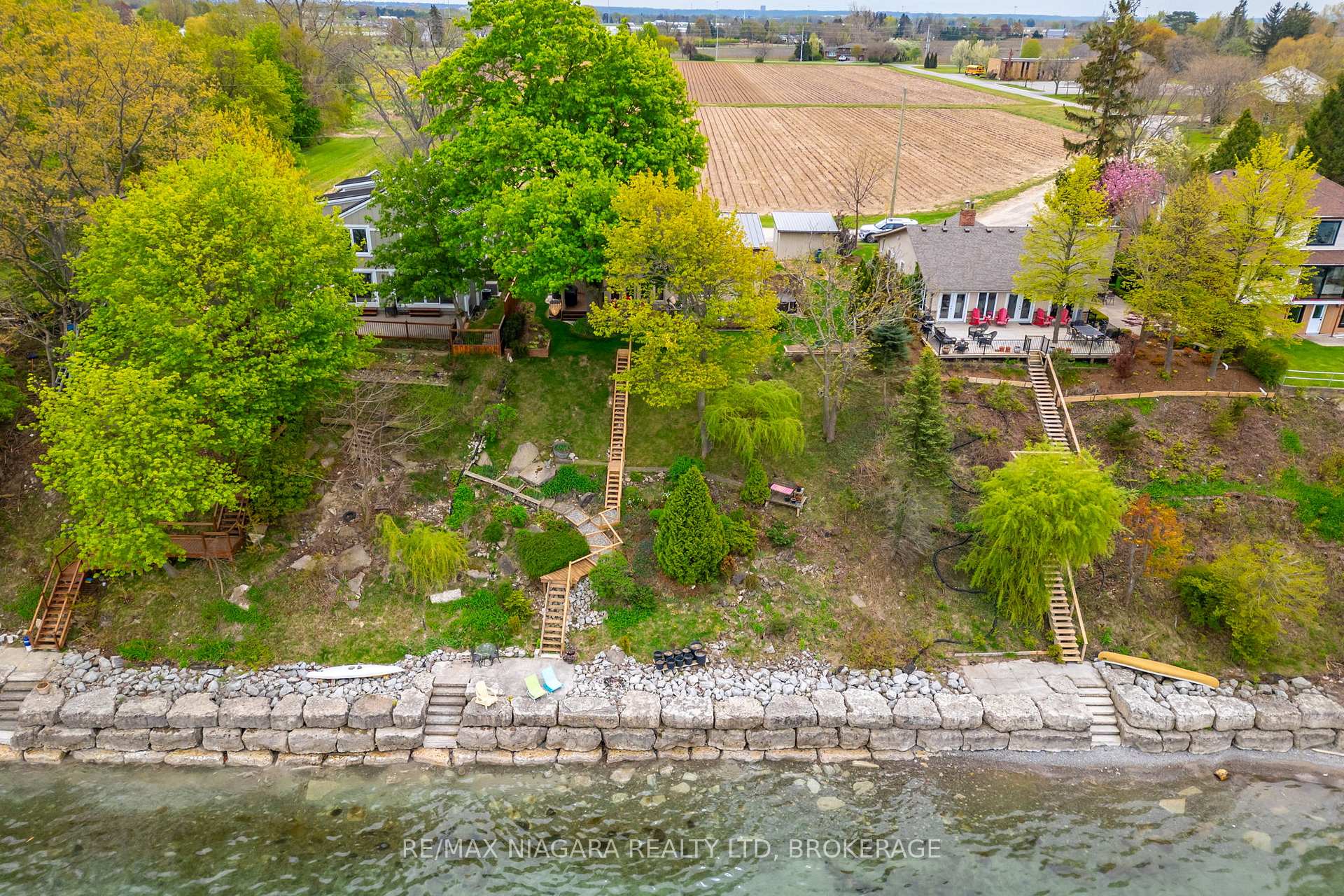 Photo 39 of 1134 Lakeshore Road W, St. Catharines, Rural Port — HOMEH