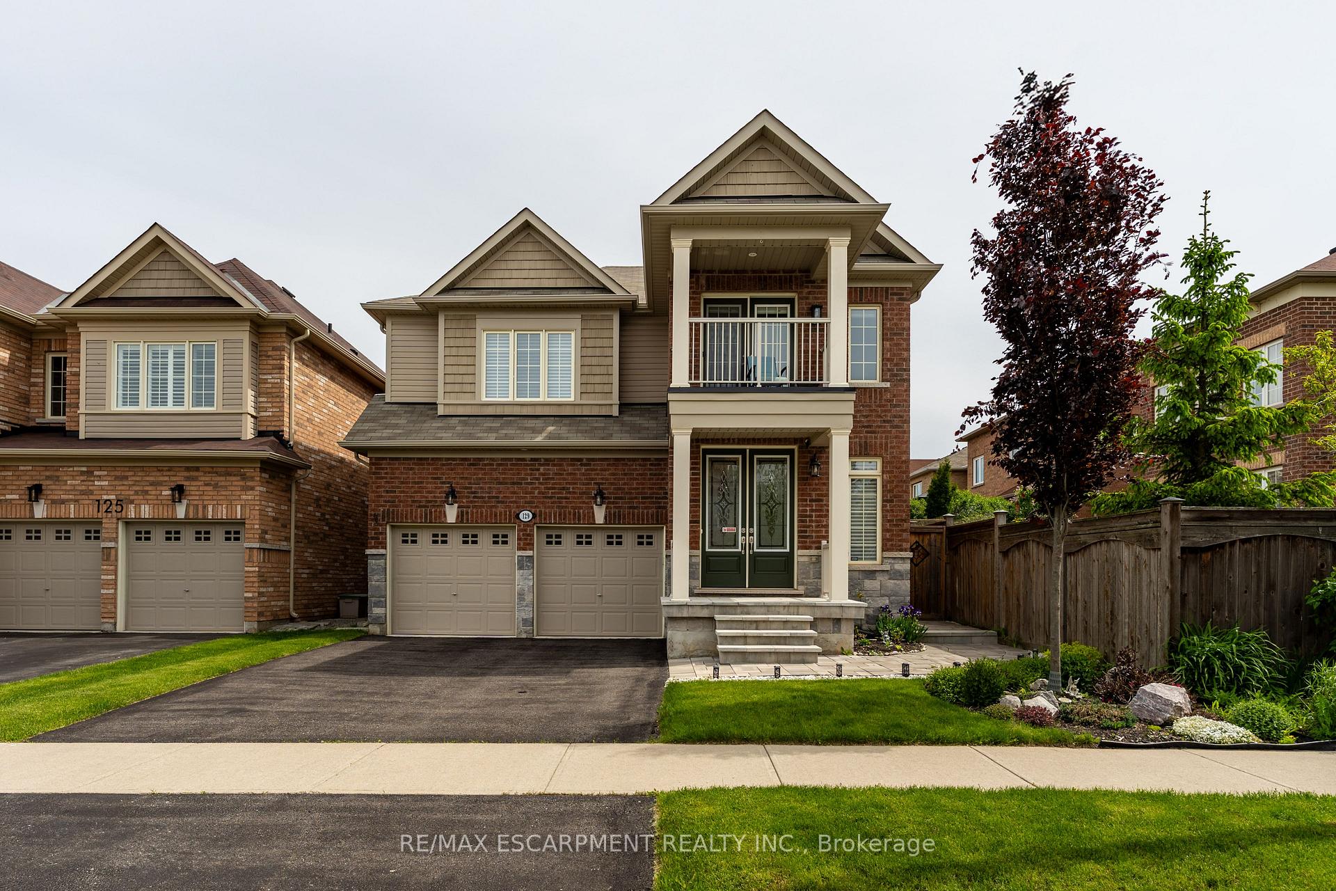 Front of 129 Fingland Crescent