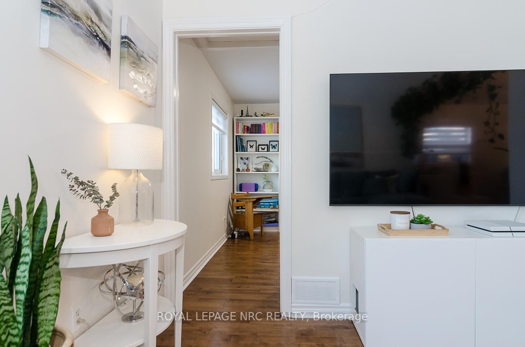 Photo 25 of 61 Kinsey Street, St. Catharines, Western Hill — HOMEH