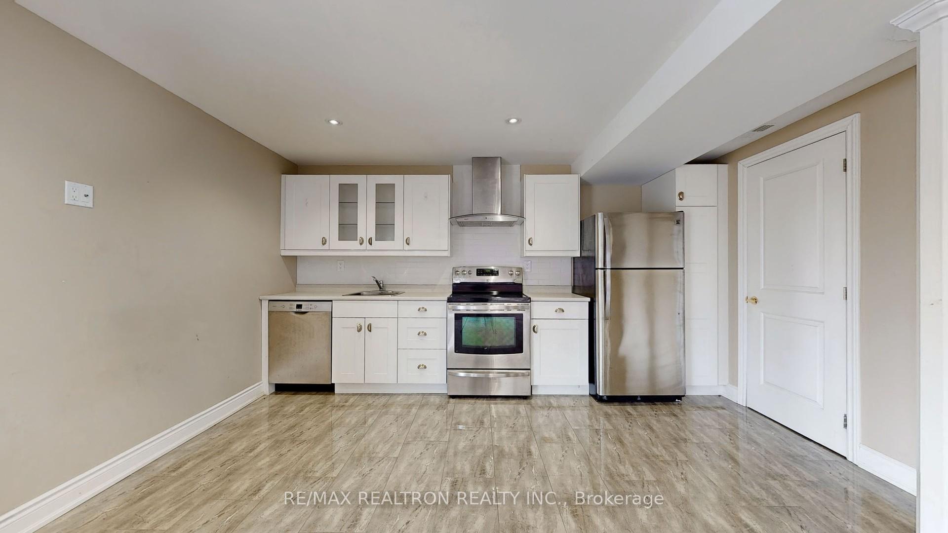 Photo 21 of 21 Pointon Street, Aurora, Bayview Northeast — HOMEH