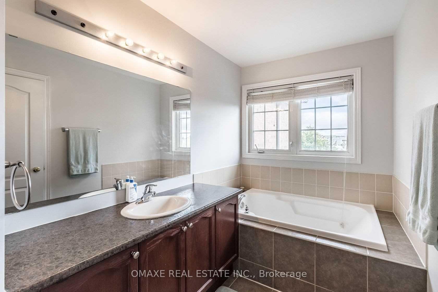 Photo 28 of 31 Cedarbrook Road, Brampton, Sandringham-Wellington — HOMEH