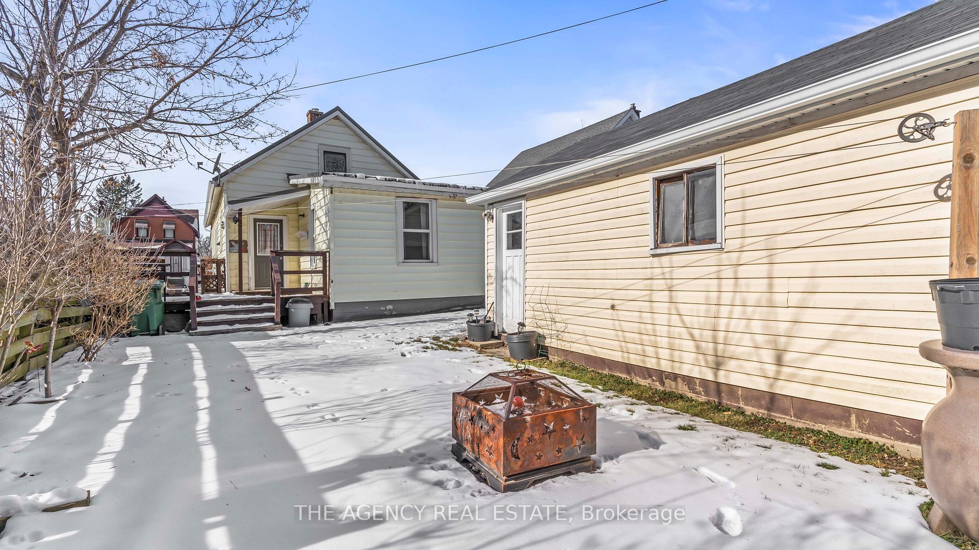 Photo 22 of 26 Fourth Avenue, St. Thomas — HOMEH