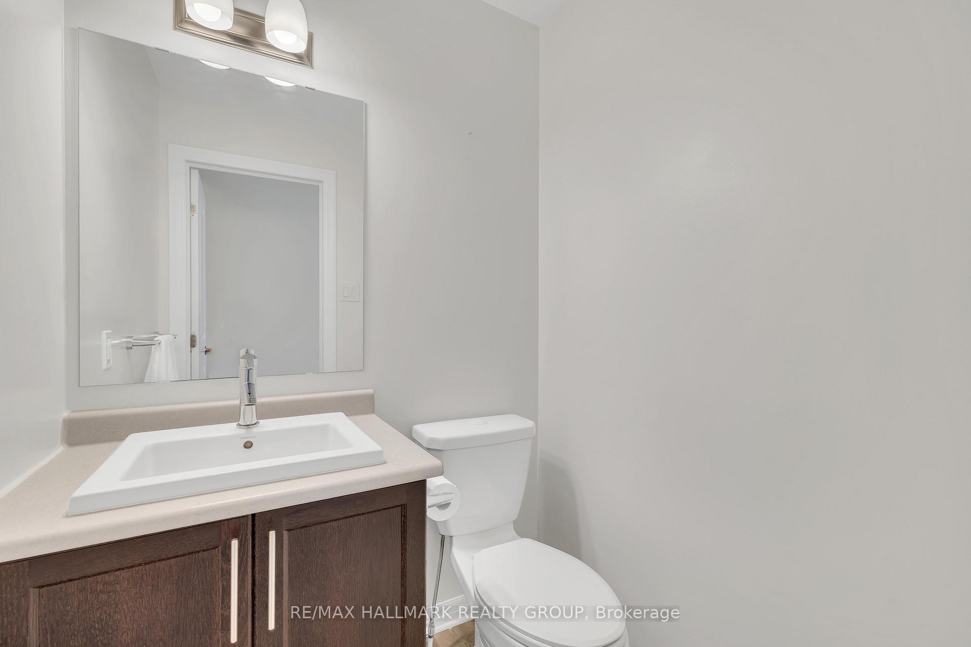 Photo 4 of 1022 Cobble Hill Drive, Ottawa, Barrhaven - Cedargrove/Fraserdale — HOMEH
