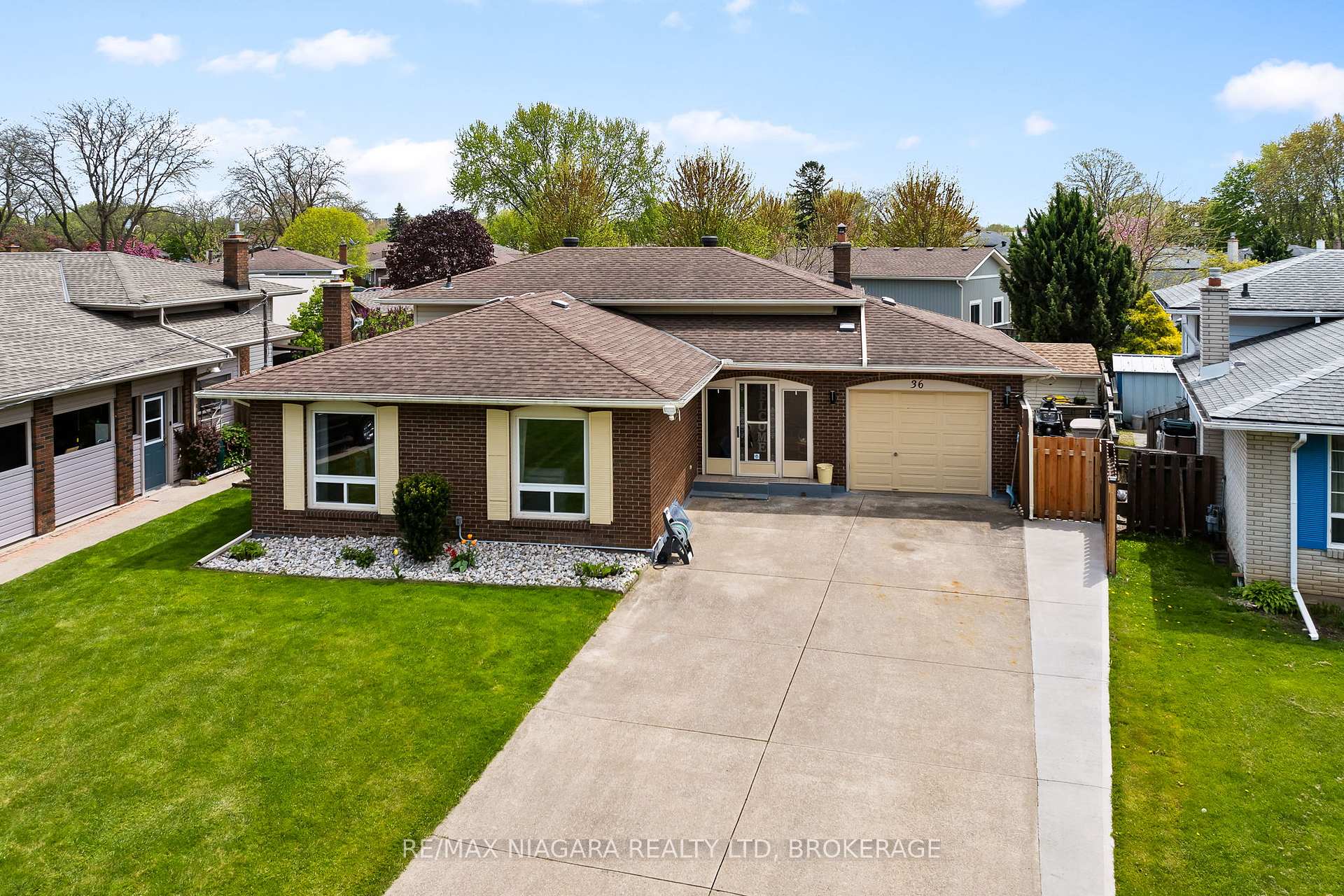 Front of 36 Bendingroad Crescent
