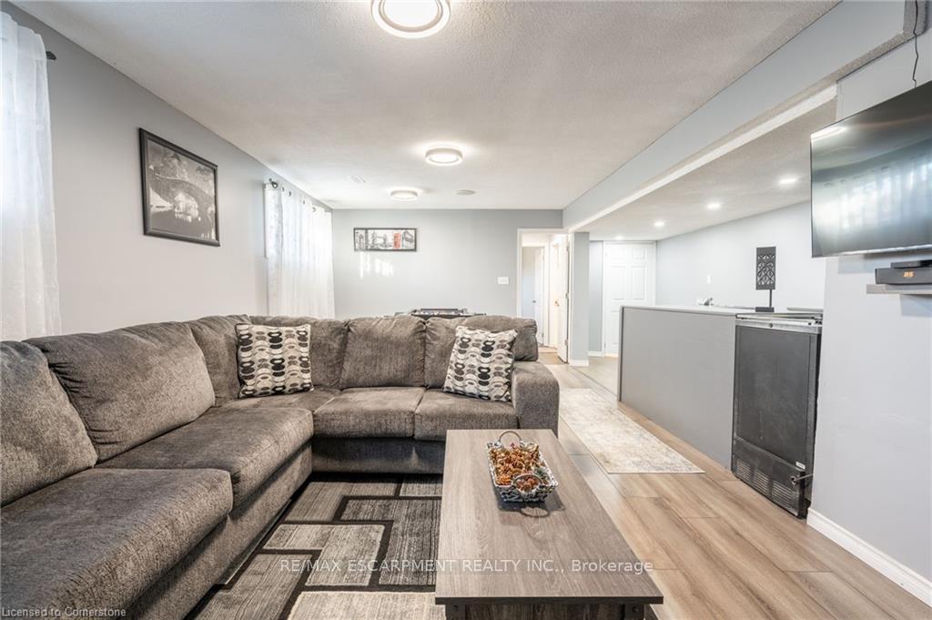Photo 21 of 3395 Tisdale Road, Hamilton, Rural Glanbrook — HOMEH