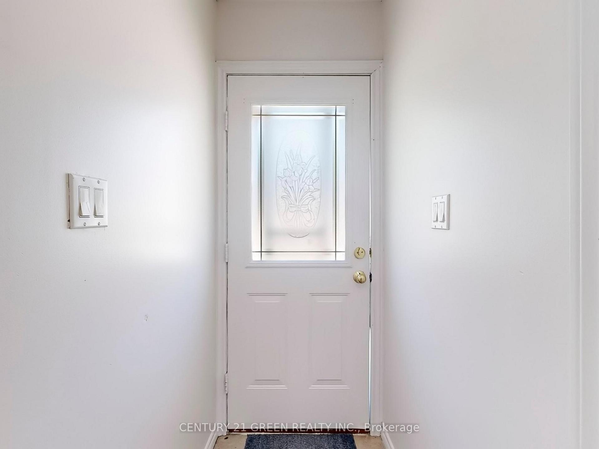 Photo 32 of 4 Mcmurchy Avenue S, Brampton, Downtown Brampton — HOMEH