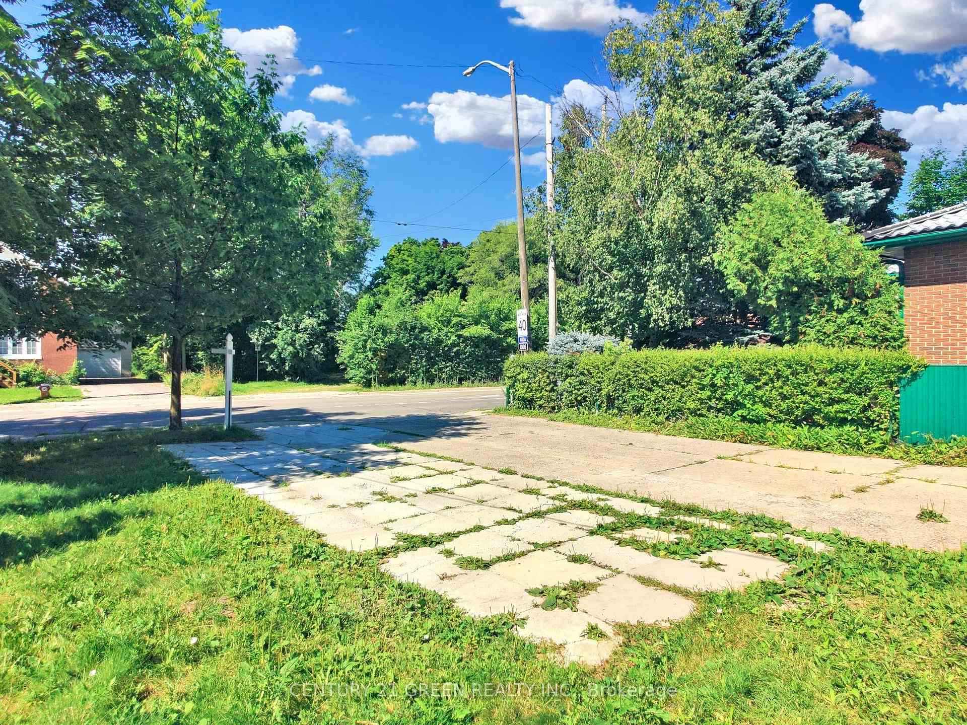 Photo 38 of 4 Mcmurchy Avenue S, Brampton, Downtown Brampton — HOMEH