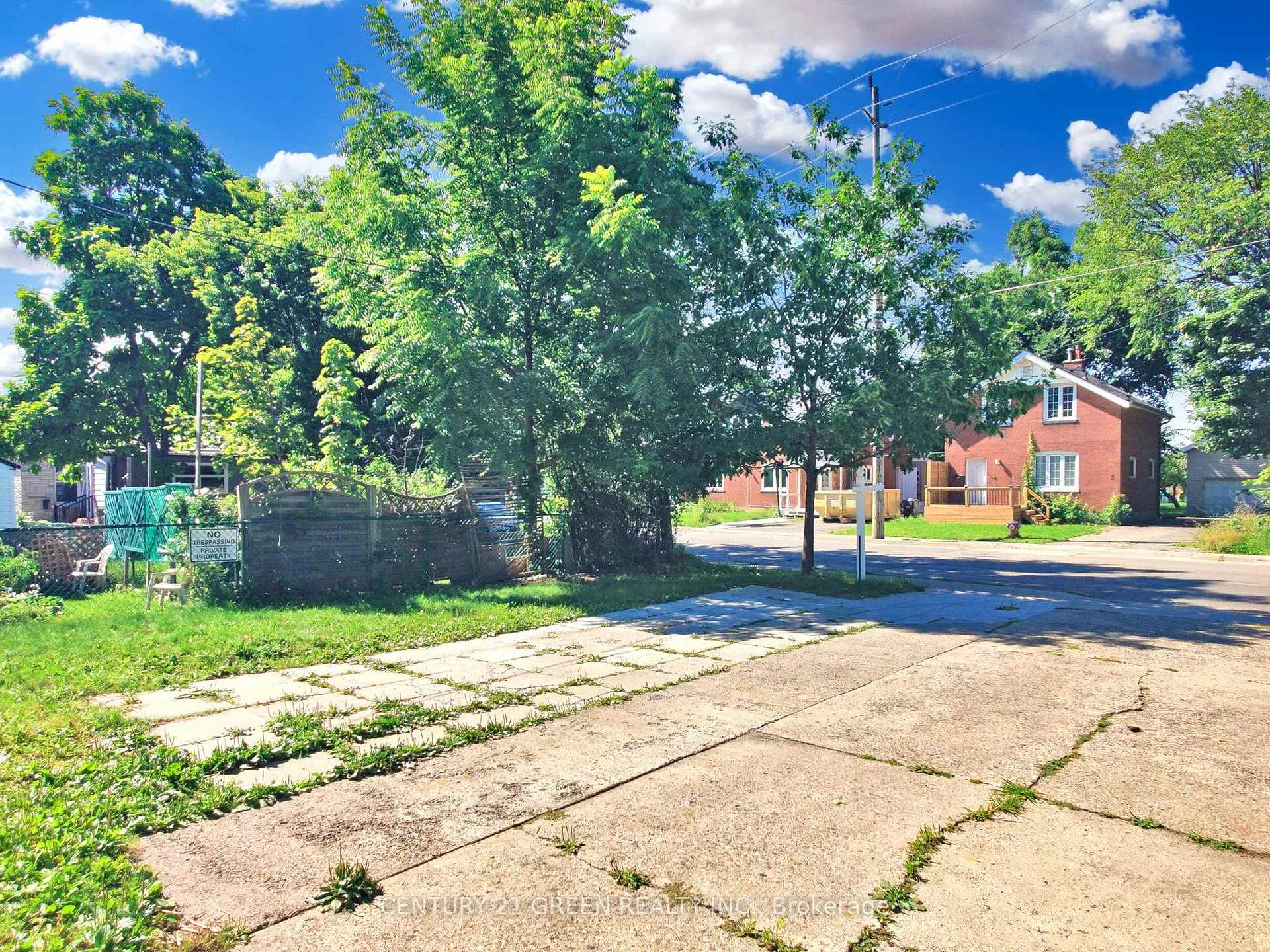 Photo 40 of 4 Mcmurchy Avenue S, Brampton, Downtown Brampton — HOMEH