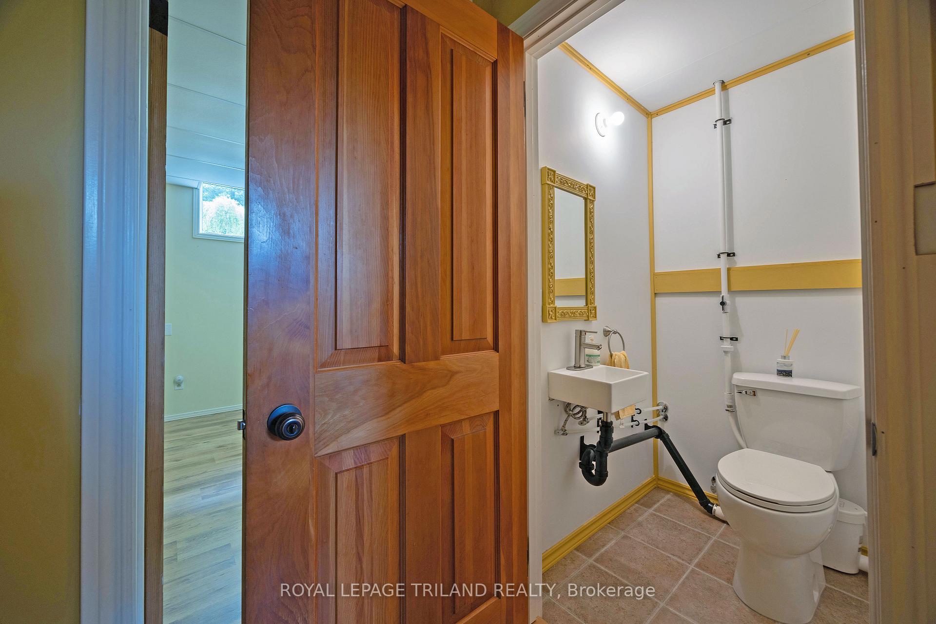 Photo 17 of 20 Omemee Street N, St. Thomas — HOMEH