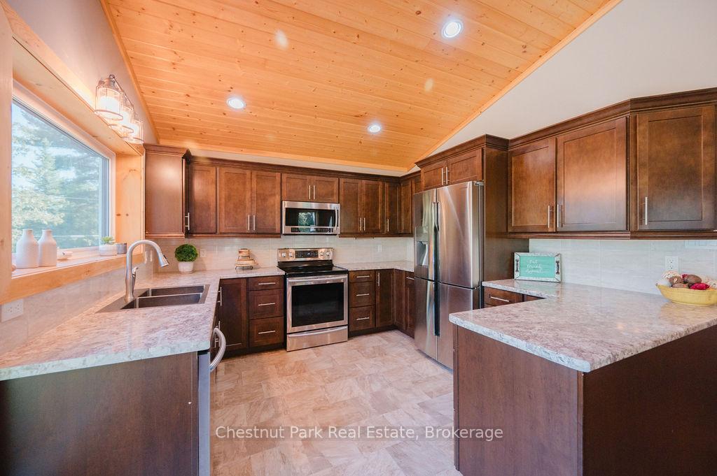 Photo 13 of 4574 Highway 11 N, Temagami — HOMEH