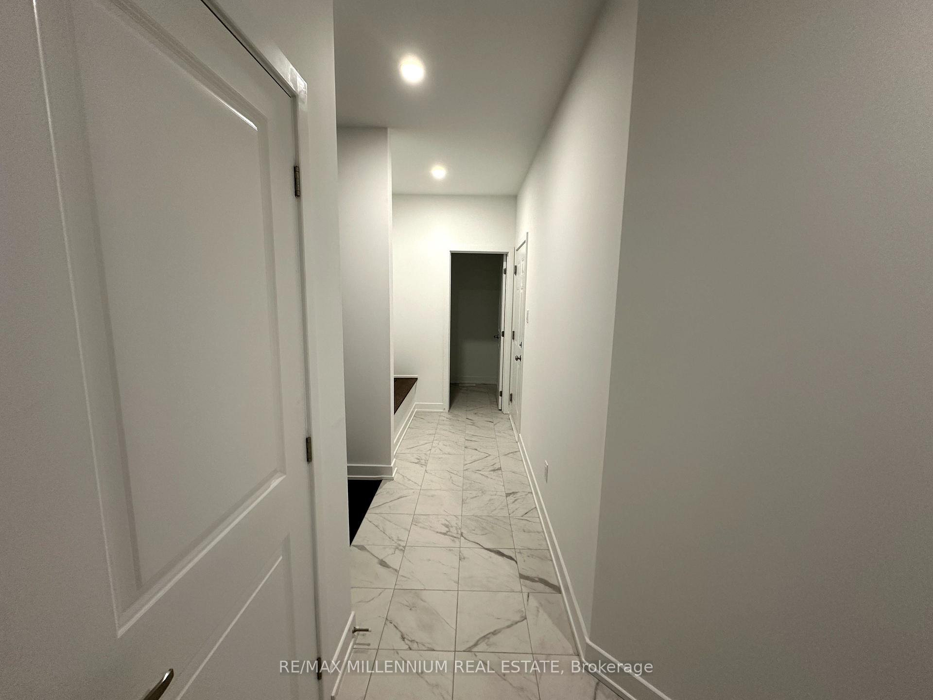 Photo 5 of 901 Beckton Heights, Ottawa, Stittsville (South) — HOMEH