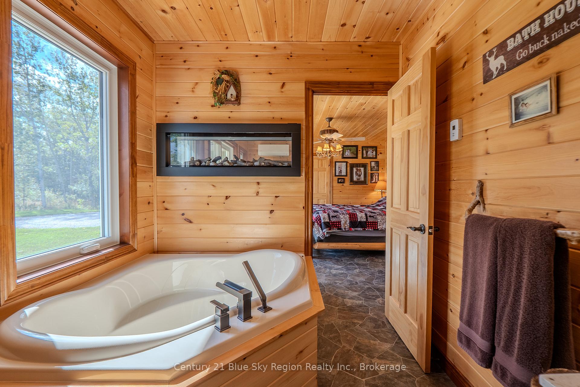 Photo 14 of 398 Mallard Haven Road, Chisholm — HOMEH