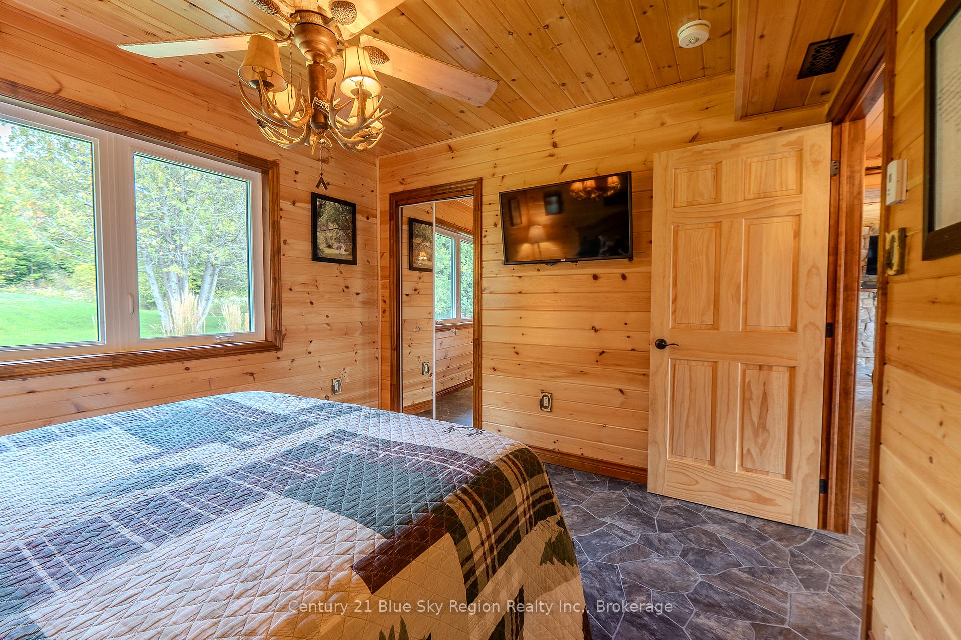 Photo 15 of 398 Mallard Haven Road, Chisholm — HOMEH