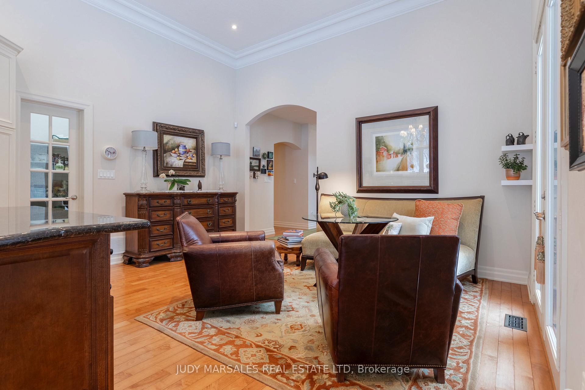 Photo 13 of 35 Sweetman Drive, Hamilton, Dundas — HOMEH