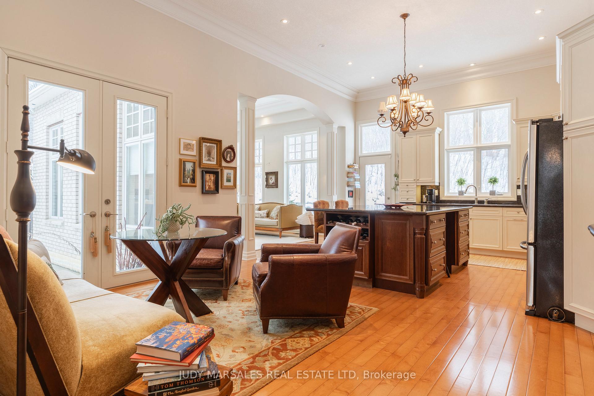 Photo 14 of 35 Sweetman Drive, Hamilton, Dundas — HOMEH